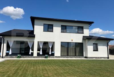 Casă cu 5 camere cu Piscina în Central - 18