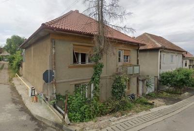 Casă individuală cu 5 camere în Gării