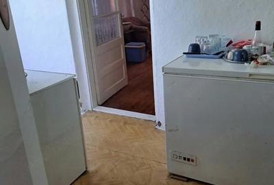 Casă cu 3 camere cu Teren 1650 Mp în Central