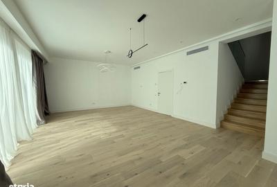 Casă cu 4 camere cu Teren 424 Mp în Central