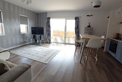 Apartament cu 3 camere decomandat, mobilat în Florești