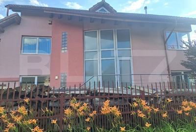 Casă individuală cu 6 camere cu Canalizare în Cristian - 2