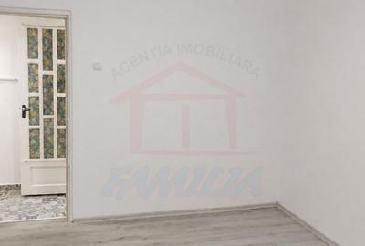 Garsonieră în Micro 19