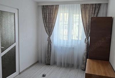 Apartament cu 2 camere semidecomandat în Casa de Cultură - 2