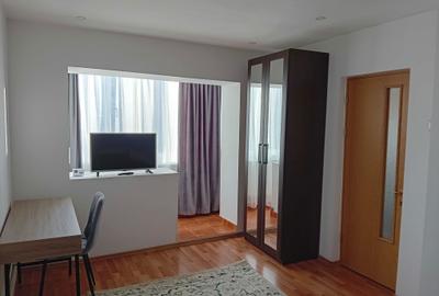 Garsonieră decomandată în Petros - 1