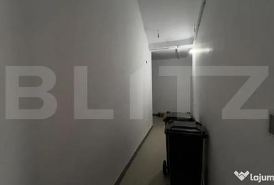 Spațiu comercial, de 850 mp, în Central