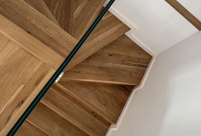 Apartament cu 4 camere în Central - 14