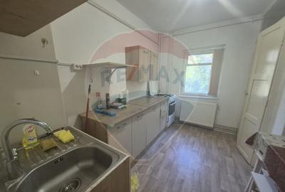 Apartament cu 2 camere de inchiriat in zona Micalaca