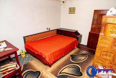 ID 6705 CASA de vanzare *STRADA PACII - 5