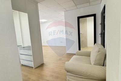 Spatiu nou, la prima inchiriere, pretabil cabinet, salon, etc.. - 1