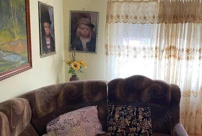 Apartament cu 2 camere decomandat în Micro 14 - 1