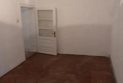 Apartament cu 3 camere decomandat în Central - 12