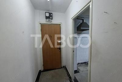 Apartament cu 2 camere semidecomandat în Mihai Viteazul - 9