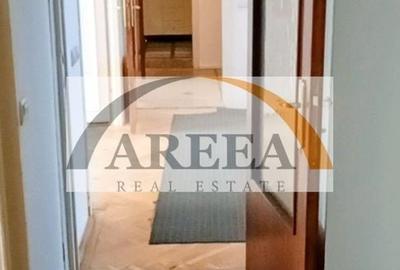 Apartament cu 4 camere semidecomandat în P-ța Universității - 10