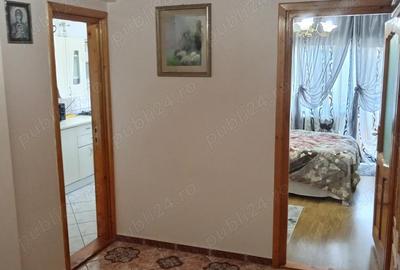 Apartament cu 3 camere decomandat în Ilișești - 4