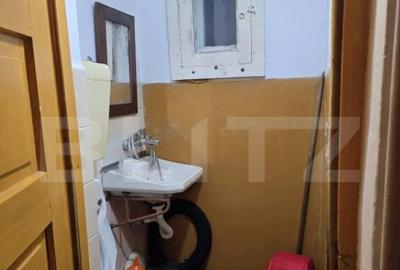 Casa de vanzare, 6 camere, 137 mp, teren 579 mp, zona semice - 21