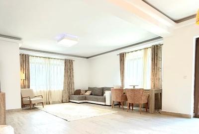 Apartament cu 4 camere semidecomandat, mobilat în Zorilor - 1