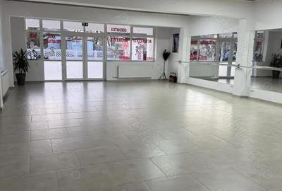 Spațiu comercial, de 120 mp, în Popești-Leordeni