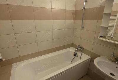 Apartament cu 3 camere semidecomandat în Torontalului - 3