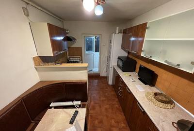 Apartament 3 camere zona Cora Bratianu - Scoala 8 - 3