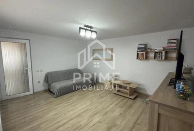 Casă cu 3 camere cu Teren 687 Mp în Teiu - 2