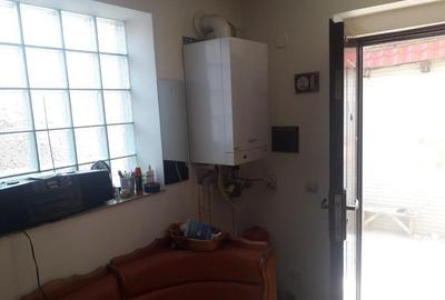 Inchiriez Casa, Zona Gara Veche, Piatra Neamt, 5 camere + bucatarie - 3