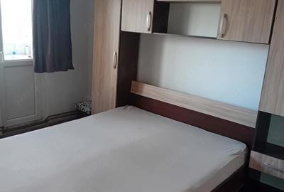 Apartament cu 2 camere decomandat în Soarelui