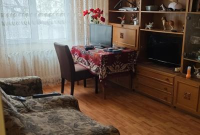 Proprietar vand apartament 2 camere - 4