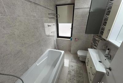 Apartament cu 2 camere decomandat, mobilat în Faleza Nord