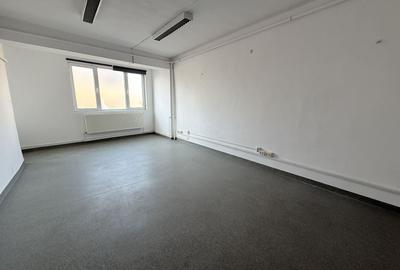 Casă individuală cu 12 camere cu Canalizare în Cotroceni - 3