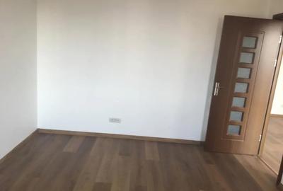 Spațiu comercial, de 60 mp, în Central - 1
