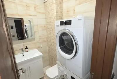 Apartament cu 3 camere decomandat în Central - 1
