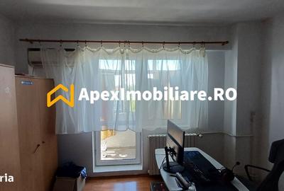 Apartament cu 3 camere decomandat în Central - 8