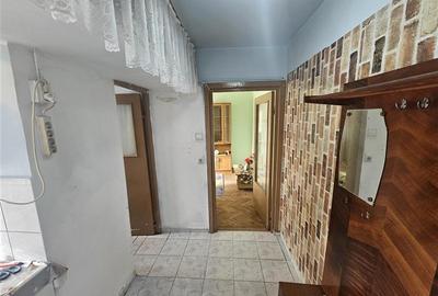 Apartament cu 2 camere nedecomandat în Micro III - 9