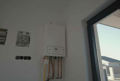 Casă cu 3 camere în Satu Nou de Jos - 2