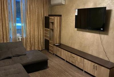 Garsonieră decomandată în Central - 2