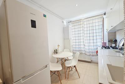 Apartament renovat mobilat si utilat etaj 2 - 3