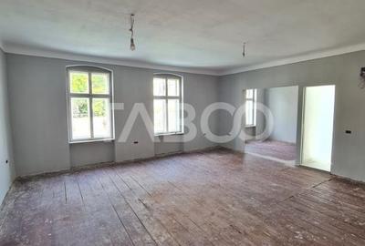 Spatiu comercial de inchiriat pe Lucian Blaga in centru Sebes - 2