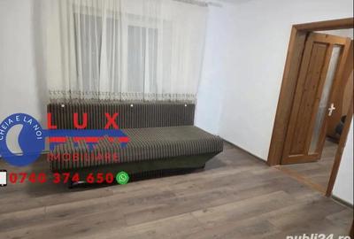 Apartament cu 3 camere decomandat în Babadag - 4