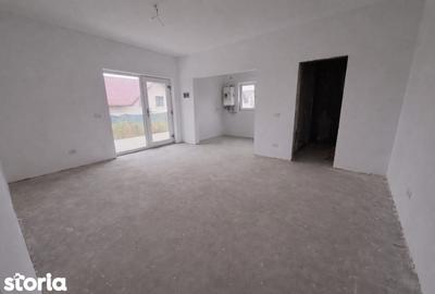 Apartament cu 3 camere în Ciurea - 10