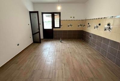 Casă individuală cu 4 camere cu Canalizare în Chercea - 5