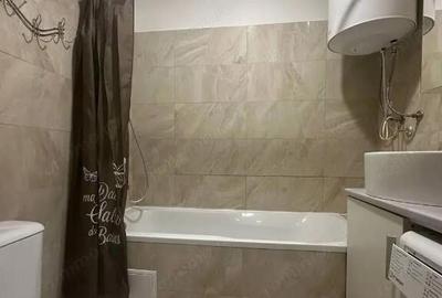 Garsonieră în P-ța Romană