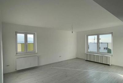 Apartament 2 camere decomandat - zona Tractorul - 2