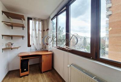 Apartament spatios, bine izolat, aproape de centru, in zona Plopilor - 12