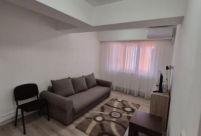 Garsonieră decomandată în Craiovița Nouă