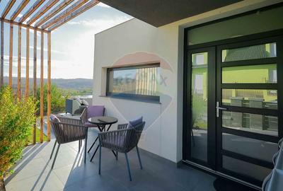 Casa moderna in stil mediteranean, cu terase si vedere la lac - Paleu - 2