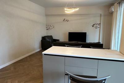 Apartament cu 2 camere decomandat în Tomis Nord - 14