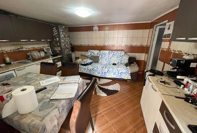 Casă cu 4 camere cu Teren 256 Mp în Chercea - 4