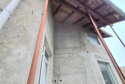 Vânzare proprietate intravilan – Municipiul Râmnicu Vâlcea, Cartier Goranu, Str. - 5