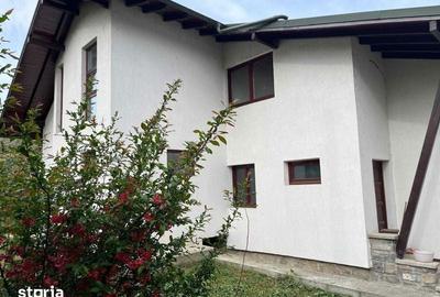 Casă cu 4 camere cu Teren 300 Mp în Central - 7